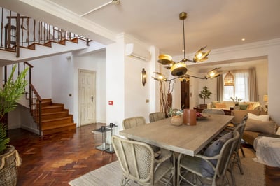 Luxury Villa Photo #10