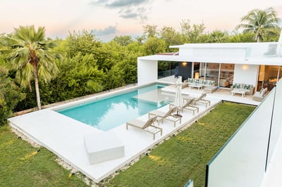 Luxury Villa Photo #5