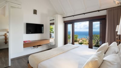 Luxury Villa Photo #43