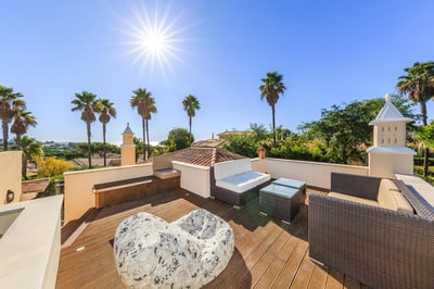Luxury Villa Photo #9