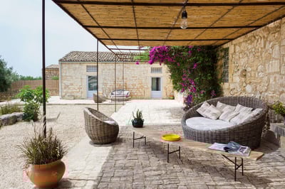 Luxury Villa Photo #16