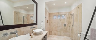 Luxury Villa Photo #30