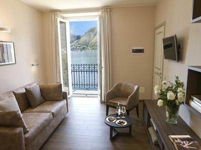 Luxury Villa Photo #8
