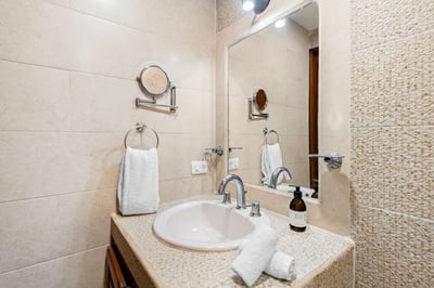 Luxury Villa Photo #49