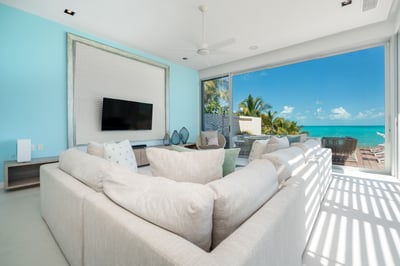 Luxury Villa Photo #14