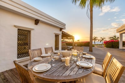 Luxury Villa Photo #8