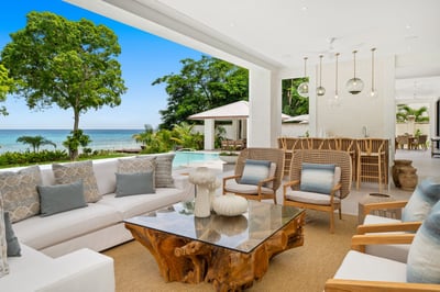 Luxury Villa Photo #9