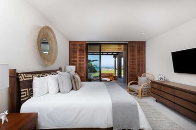 Luxury Villa Photo #20