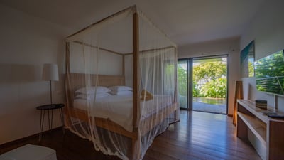 Luxury Villa Photo #27