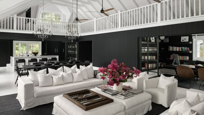 Luxury Villa Photo #32