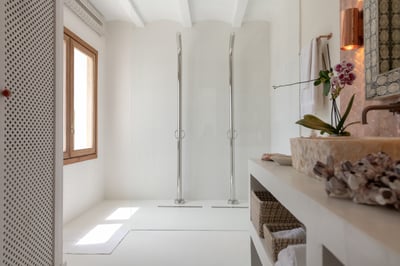 Luxury Villa Photo #41