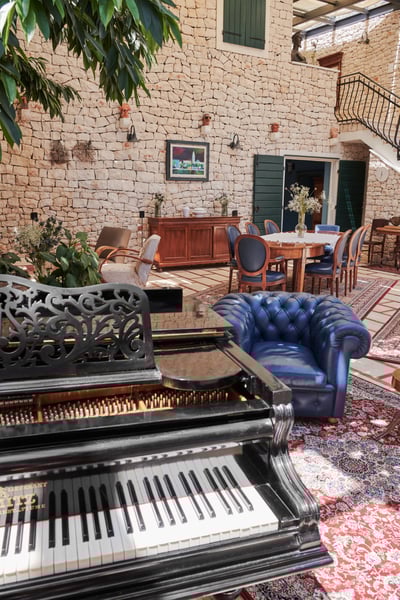 Luxury Villa Photo #15