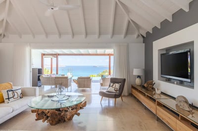 Luxury Villa Photo #23