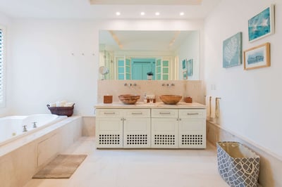 Luxury Villa Photo #27