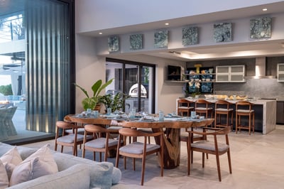 Luxury Villa Photo #23