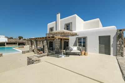Luxury Villa Photo #10