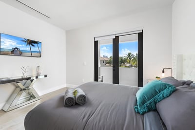 Luxury Villa Photo #46
