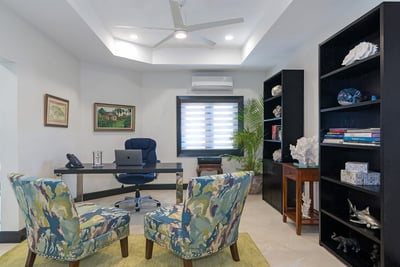 Luxury Villa Photo #22