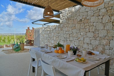 Luxury Villa Photo #8