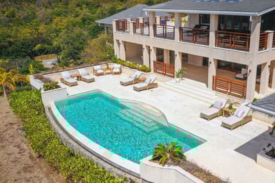 Luxury Villa Photo #5