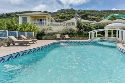 Luxury Villa Photo #3