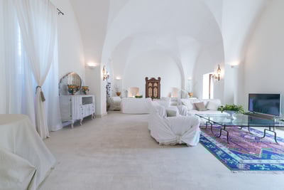 Luxury Villa Photo #25