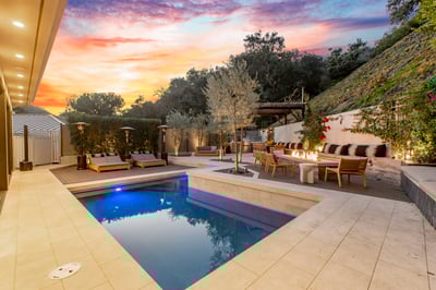 Luxury Villa Photo #3