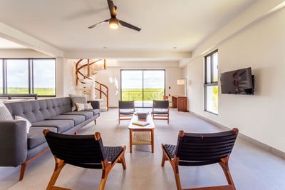 Luxury Villa Photo #28